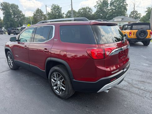 Used 2017 GMC Acadia SLT FWD image 9