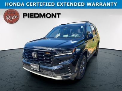 Certified 2025 Honda Pilot TrailSport