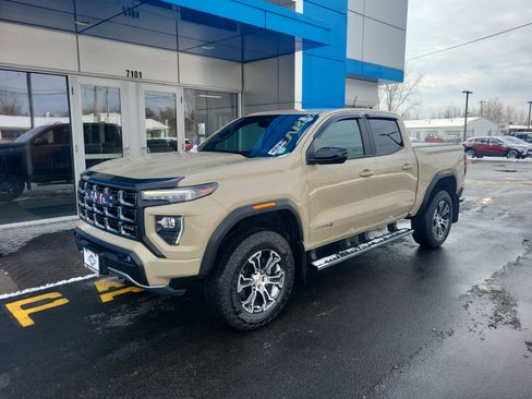 Certified 2023 GMC Canyon AT4 w/ AT4 Premium Package image 2