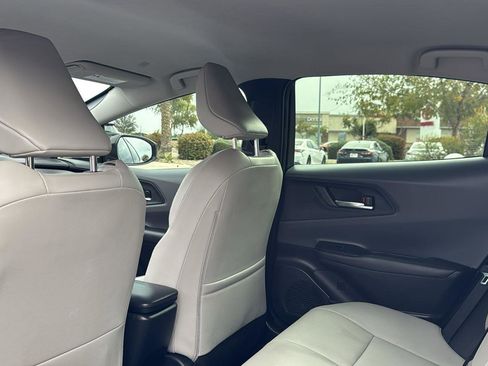 Certified 2024 Toyota Prius XLE image 27