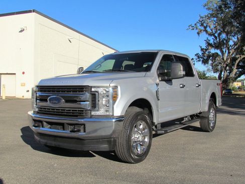 Used 2018 Ford F250 XLT image 2