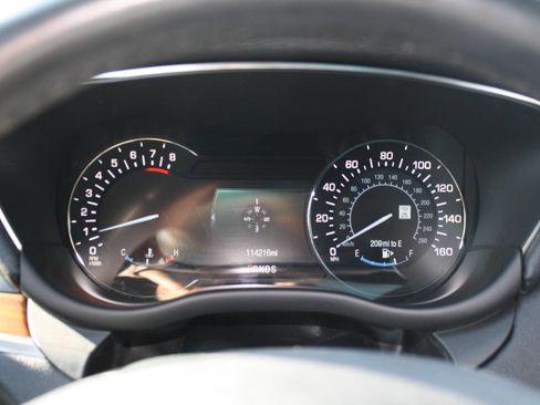 Used 2015 Lincoln MKC AWD w/ Equipment Group 102A Reserve image 11