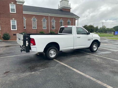 Used 2017 RAM 2500 Tradesman w/ Power & Remote Entry Group RWD image 6