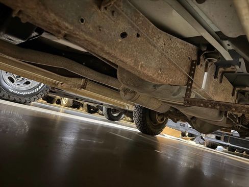 Used 1992 Dodge D/W Truck 250 image 7