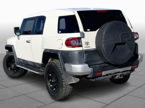 Used 2012 Toyota FJ Cruiser w/ Convenience Pkg image 11