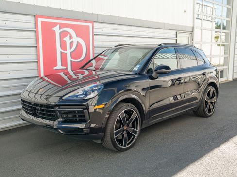 Used 2022 Porsche Cayenne image 39