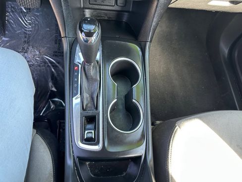 Used 2020 Chevrolet Equinox LS AWD/4WD image 14