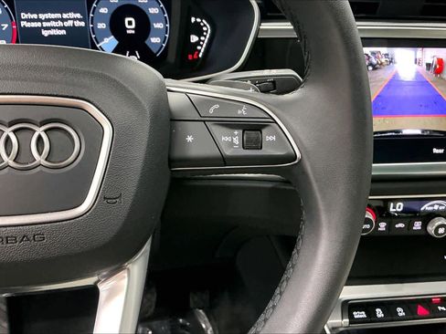Certified 2025 Audi Q3 2.0T Premium w/ Convenience Package image 22