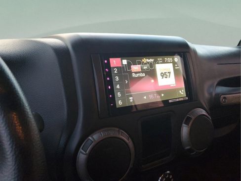 Used 2015 Jeep Wrangler Unlimited Sport w/ Trailer Tow Group image 16