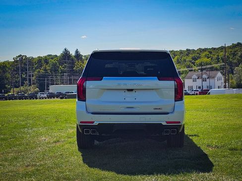 New 2026 GMC Yukon XL Denali w/ Denali Reserve Package AWD/4WD image 4