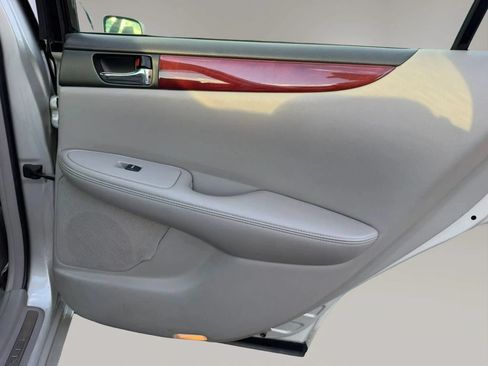 Used 2003 Lexus ES 330 w/ Premium Pkg FWD image 18
