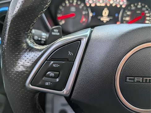 Used 2020 Chevrolet Camaro SS RWD image 36