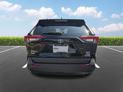 Certified 2024 Toyota RAV4 XLE AWD/4WD image 6