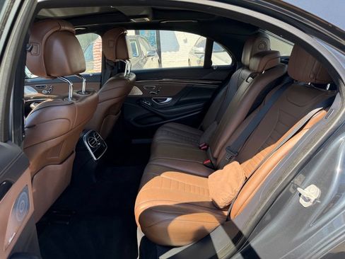 Used 2018 Mercedes-Benz S 560 4MATIC Sedan image 24