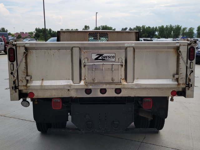 Used 2017 Ford F550 2WD Regular Cab Super Duty image 5