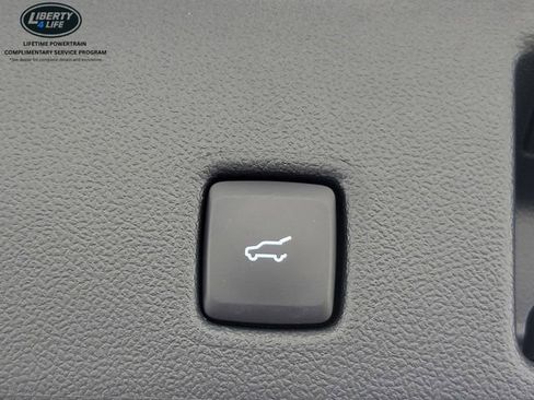 Used 2023 Ford Escape Active AWD/4WD image 17