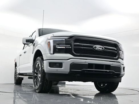 New 2026 Ford F150 Lariat w/ Equipment Group 502A High image 43