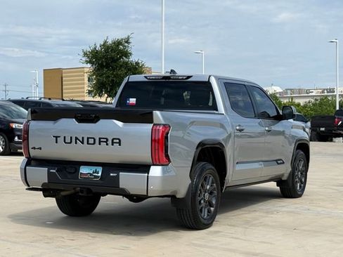 Used 2024 Toyota Tundra Platinum AWD/4WD image 4