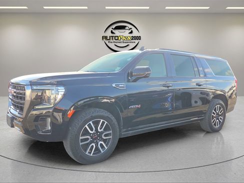 Used 2021 GMC Yukon XL AT4 w/ AT4 Premium Package image 3