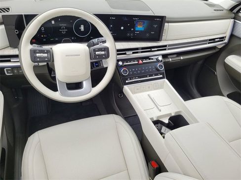 New 2025 Hyundai Santa Fe Calligraphy image 10