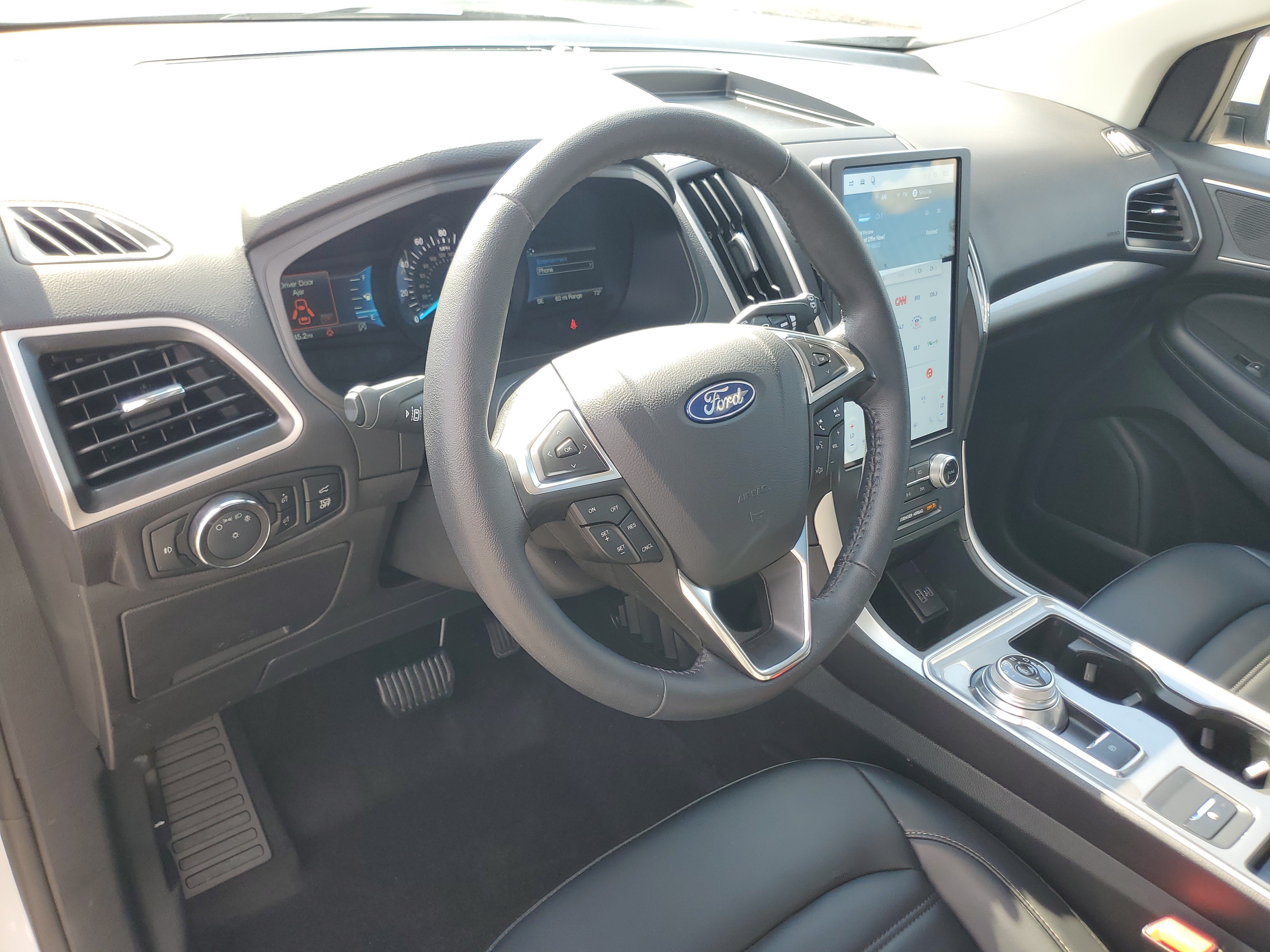Used 2024 Ford Edge SEL w/ Convenience Package AWD/4WD image 13