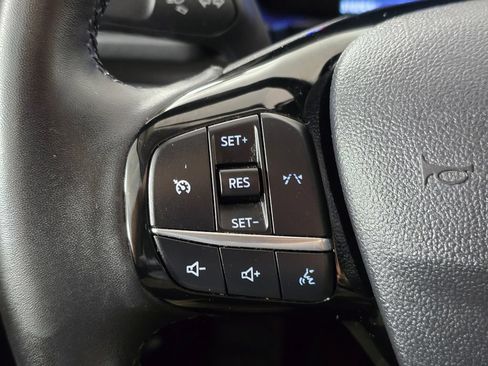Used 2024 Ford Escape Active AWD/4WD image 31