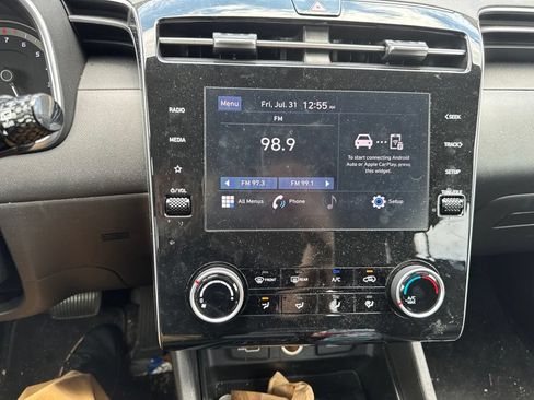 Used 2024 Hyundai Tucson SE FWD image 33