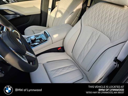 New 2026 BMW X6 M60i AWD/4WD image 21