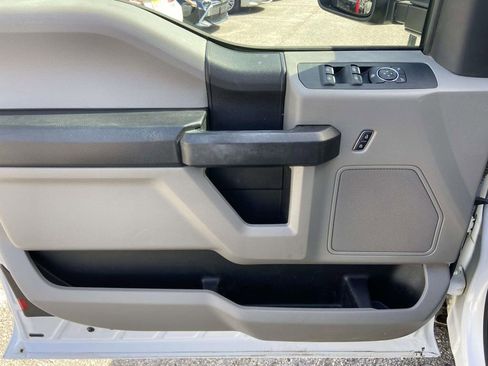 Used 2018 Ford F250 XL w/ Power Equipment Group image 11