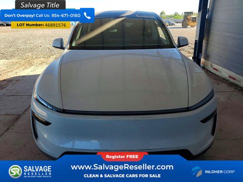 Used 2026 Tesla Model Y AWD image 7