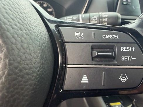 Used 2025 Honda CR-V EX-L image 16