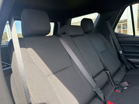Used 2025 Toyota 4Runner SR5 AWD/4WD image 24