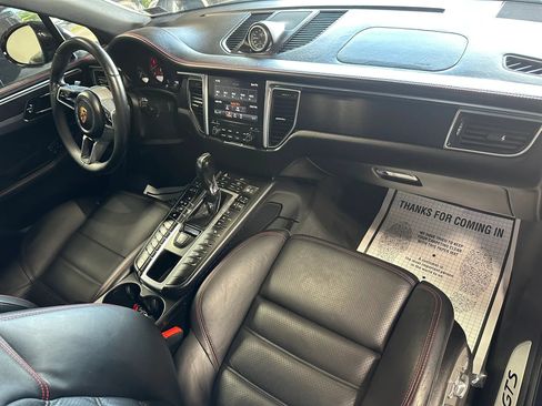 Used 2017 Porsche Macan GTS AWD/4WD image 17