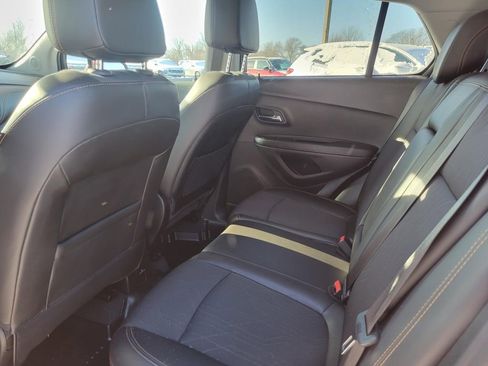 Used 2019 Chevrolet Trax LT w/ LT Convenience Package image 22