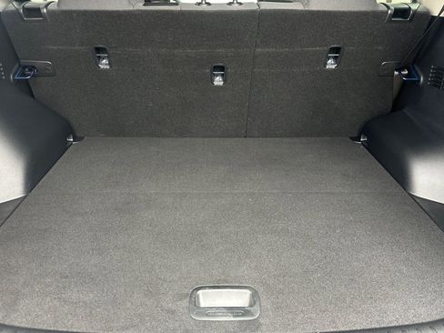 Used 2025 Kia Seltos LX image 19