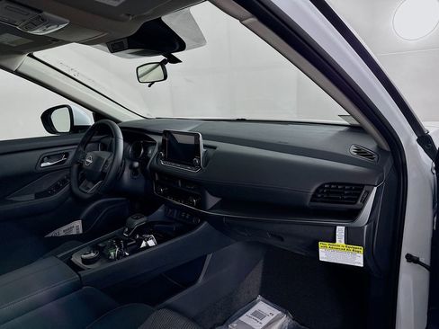 New 2026 Nissan Rogue SV AWD/4WD image 35