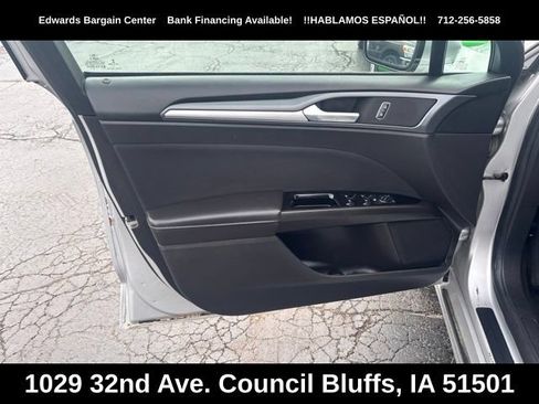 Used 2014 Ford Fusion SE FWD image 13