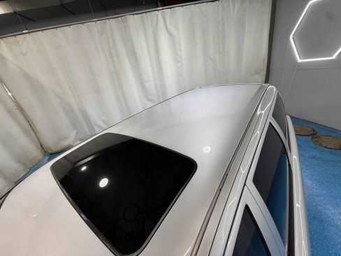 Used 2005 Volvo V70 R image 14