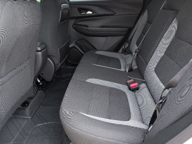 New 2026 Chevrolet TrailBlazer LT w/ Convenience Package FWD image 6