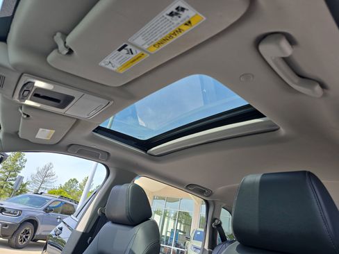 Certified 2024 Honda CR-V EX-L image 32