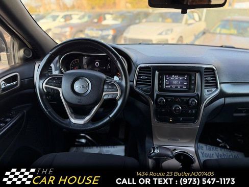 Used 2014 Jeep Grand Cherokee Laredo w/ Quick Order Package 23E AWD/4WD image 24