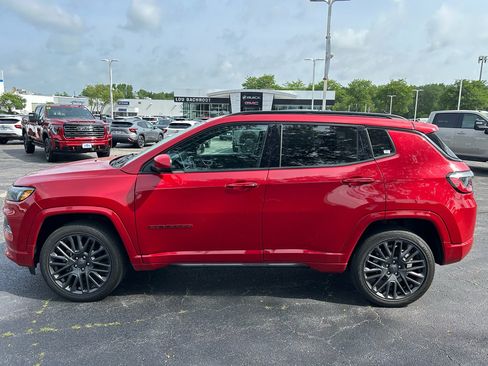 Used 2022 Jeep Compass Limited AWD/4WD image 8