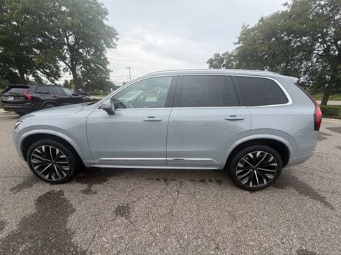 Used 2026 Volvo XC90 B6 Ultra w/ Protection Package AWD/4WD image 11