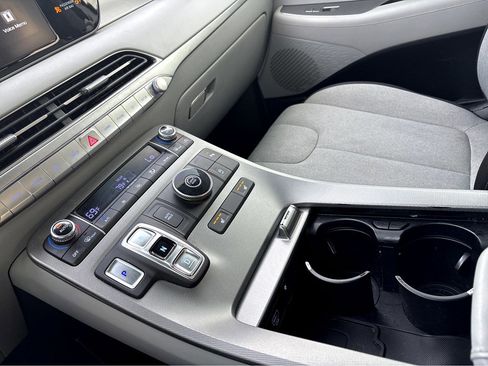 Used 2020 Hyundai Palisade SEL w/ Convenience Package image 18