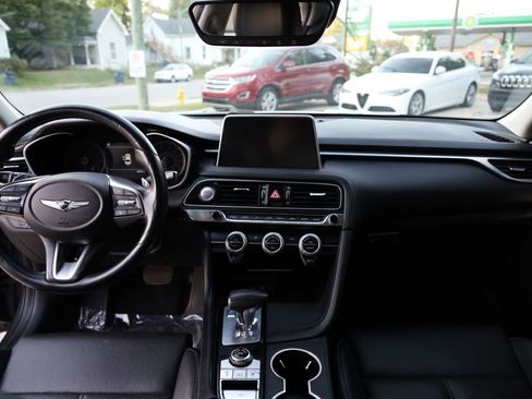 Used 2019 Genesis G70 2.0T Advanced image 20