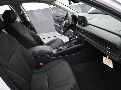 Used 2024 Honda Accord EX image 21
