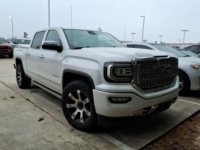 Used 2017 GMC Sierra 1500 Denali w/ Denali Ultimate Package