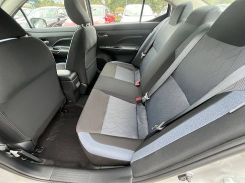 Used 2025 Nissan Versa SV FWD image 25