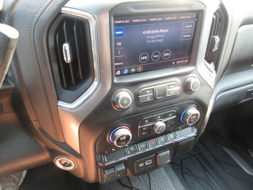 Used 2021 Chevrolet Silverado 1500 RST w/ Bed Protection Package AWD/4WD image 29