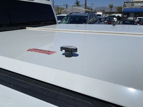 Used 2020 Chevrolet Silverado 1500 LT w/ Convenience Package AWD/4WD image 22